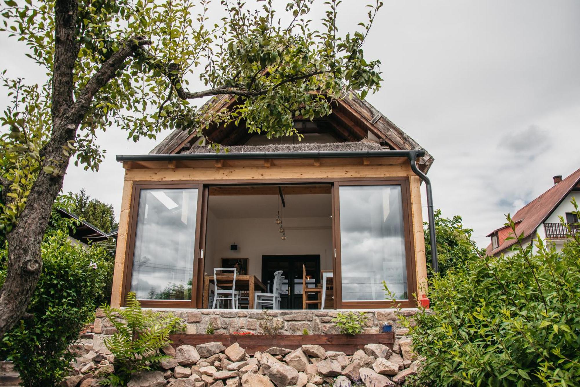 Cselling Udvarház Révfülöp Exteriér fotografie